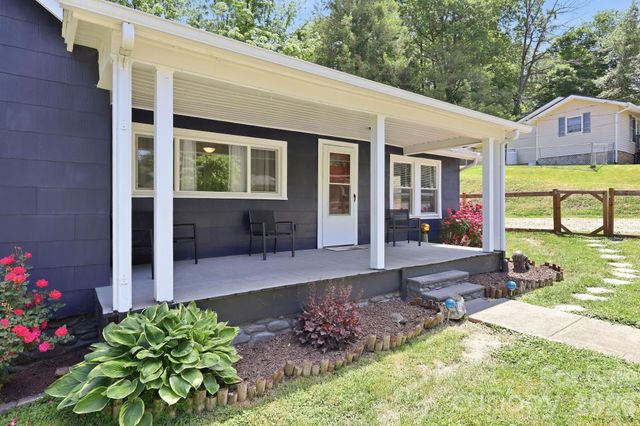 197 Mulberry Street, Clyde, NC 28721