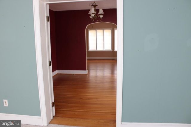 121 N TENNESSE AVENUE, Martinsburg, WV 25401