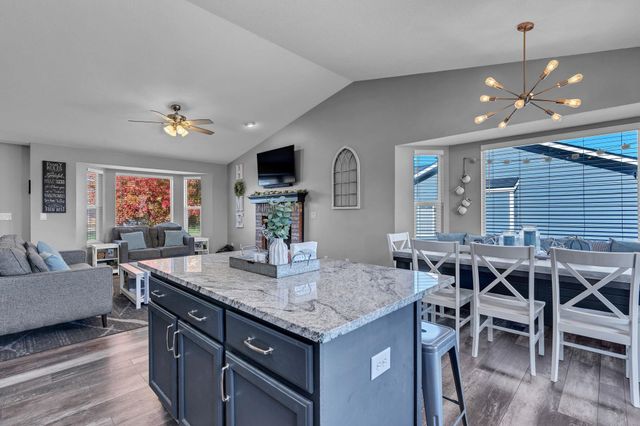 1825 E Summerwood St, Goddard, KS 67052