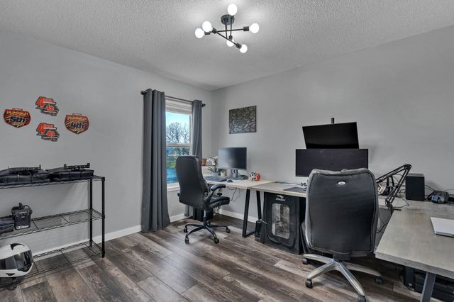 1825 E Summerwood St, Goddard, KS 67052