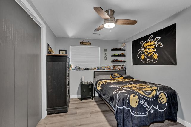 1825 E Summerwood St, Goddard, KS 67052