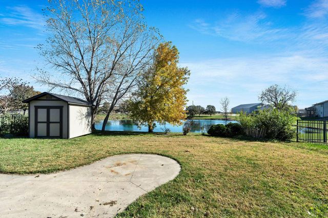 1825 E Summerwood St, Goddard, KS 67052