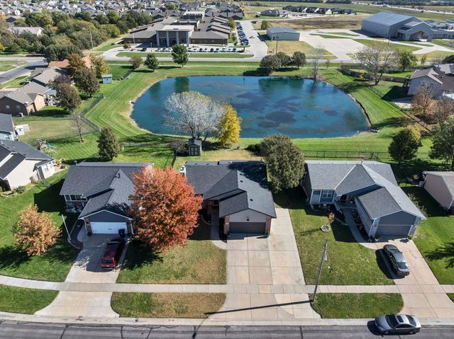 1825 E Summerwood St, Goddard, KS 67052