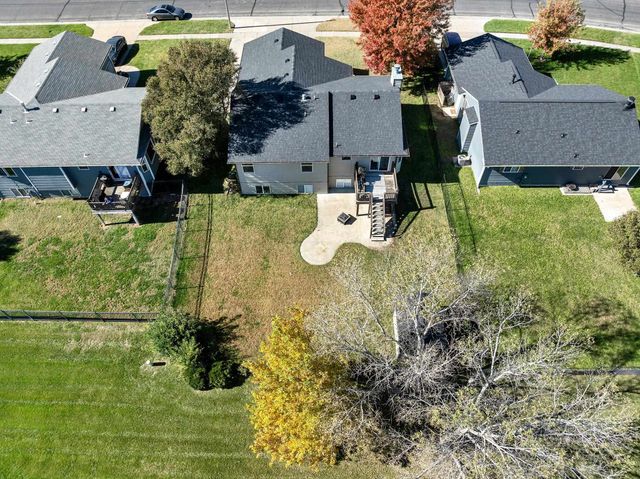 1825 E Summerwood St, Goddard, KS 67052