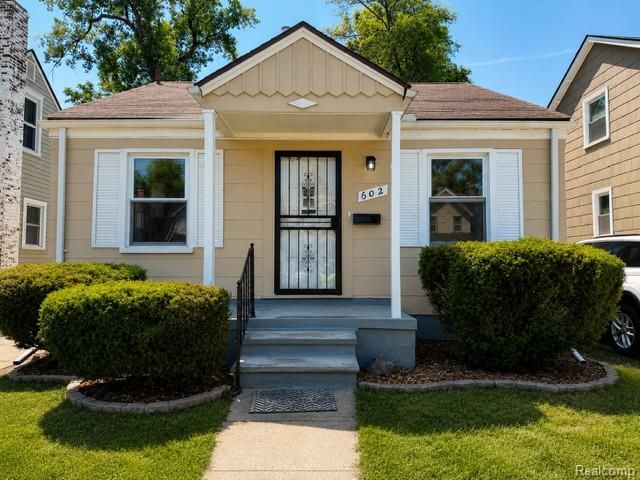 602 Spencer Street, Ferndale, MI 48220