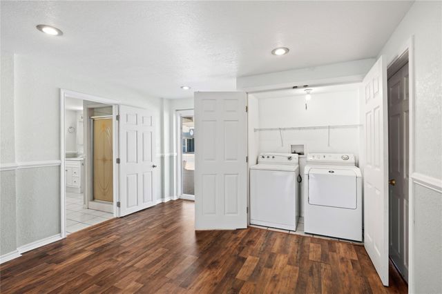 920 Bonita Street, Bayou Vista, TX 77563