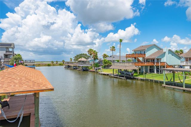920 Bonita Street, Bayou Vista, TX 77563