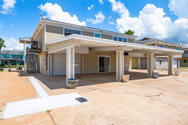 920 Bonita Street, Bayou Vista, TX 77563