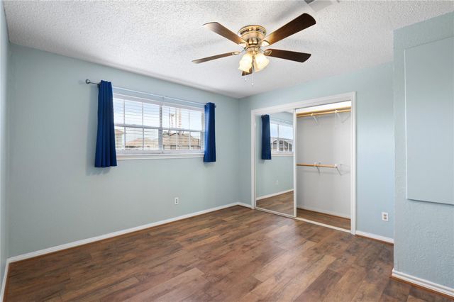 920 Bonita Street, Bayou Vista, TX 77563