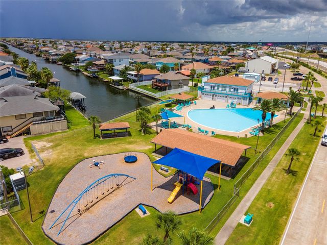 920 Bonita Street, Bayou Vista, TX 77563