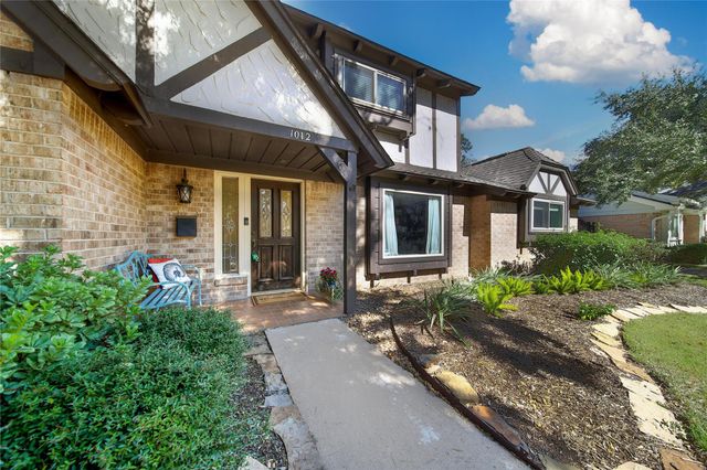 1012 Candlelight Lane, Houston, TX 77018