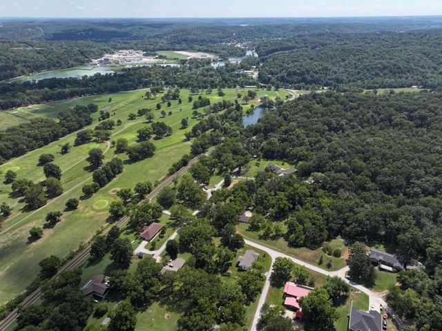 421 Lakewood Drive, Noel, MO 64854