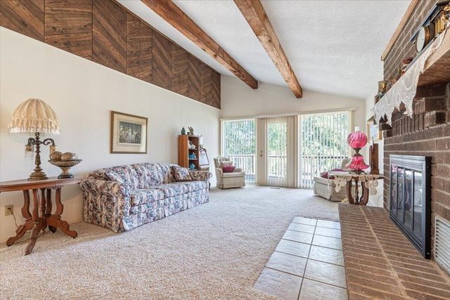 421 Lakewood Drive, Noel, MO 64854