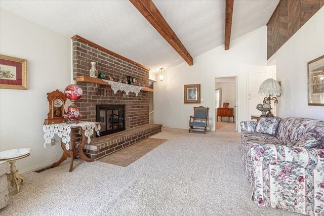 421 Lakewood Drive, Noel, MO 64854