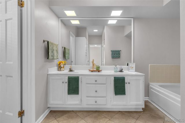 3549 Melton Road, Montgomery, AL 36106