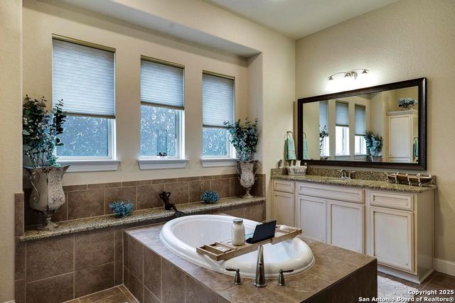 13710 Astros, San Antonio, TX 78245