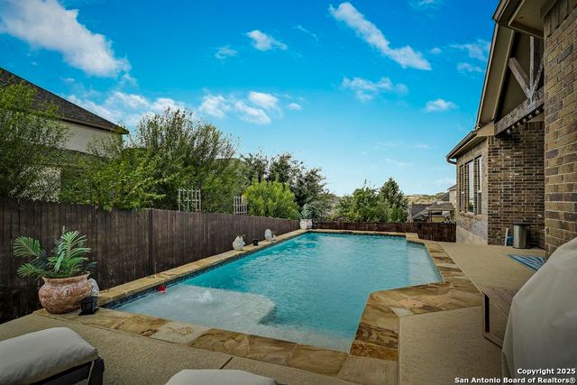 13710 Astros, San Antonio, TX 78245