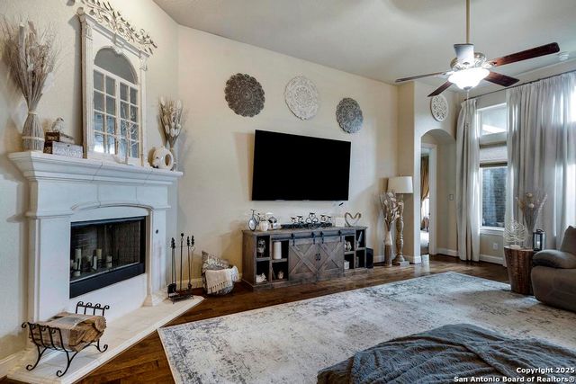 13710 Astros, San Antonio, TX 78245