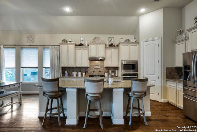 13710 Astros, San Antonio, TX 78245