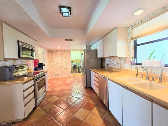 13406 Tall Grass CT, Fort Myers, FL 33912