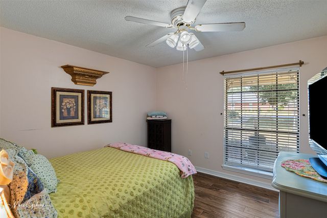 8102 Dogwood Trail, Haughton, LA 71037