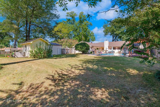 8102 Dogwood Trail, Haughton, LA 71037
