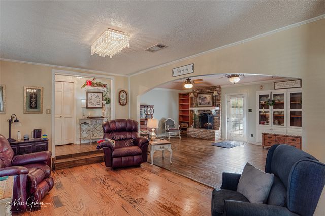 8102 Dogwood Trail, Haughton, LA 71037