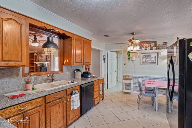 8102 Dogwood Trail, Haughton, LA 71037