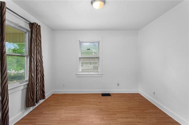 841 S Leslie Avenue, Independence, MO 64050