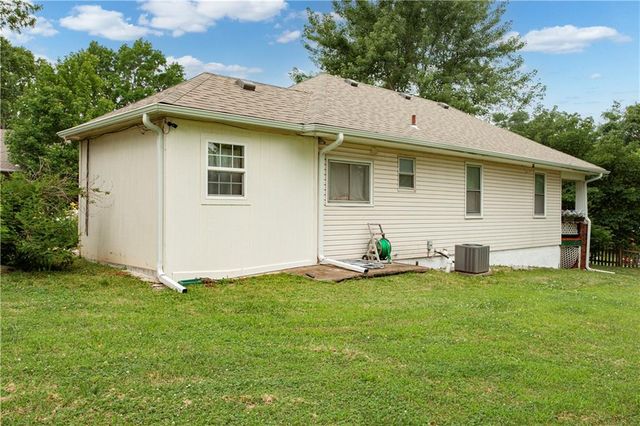 841 S Leslie Avenue, Independence, MO 64050