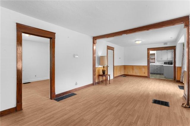 841 S Leslie Avenue, Independence, MO 64050