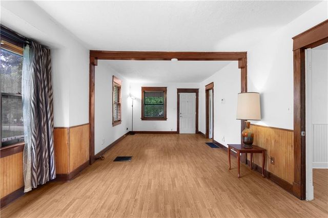 841 S Leslie Avenue, Independence, MO 64050