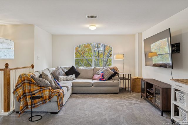 8639 Cantua Creek, Helotes, TX 78023