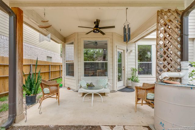 8639 Cantua Creek, Helotes, TX 78023