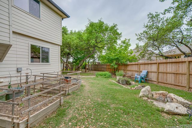 8639 Cantua Creek, Helotes, TX 78023