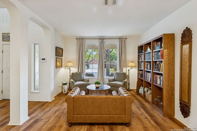 8639 Cantua Creek, Helotes, TX 78023