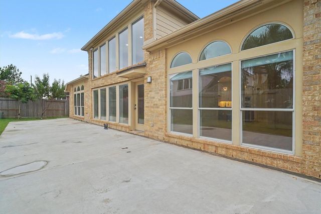 2905 Summer Cape Court, League City, TX 77573