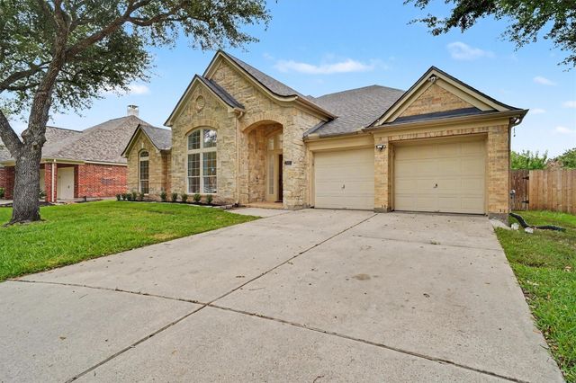 2905 Summer Cape Court, League City, TX 77573