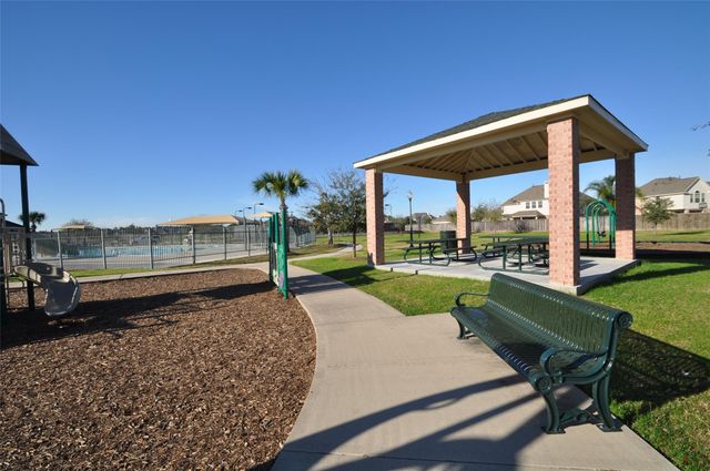 2905 Summer Cape Court, League City, TX 77573