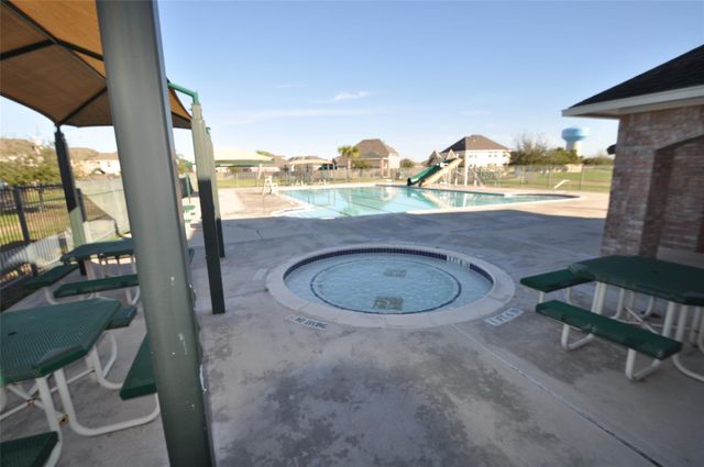 2905 Summer Cape Court, League City, TX 77573