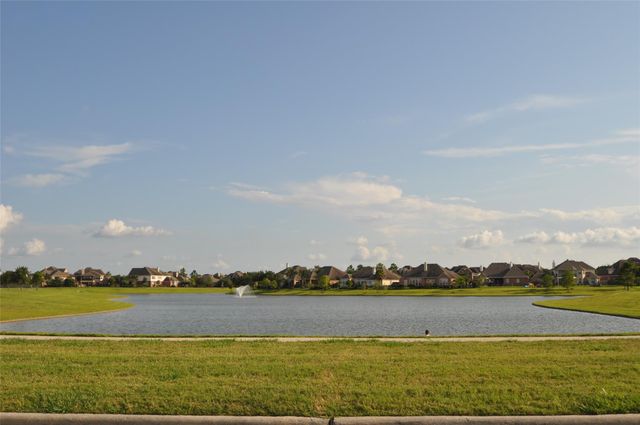 2905 Summer Cape Court, League City, TX 77573