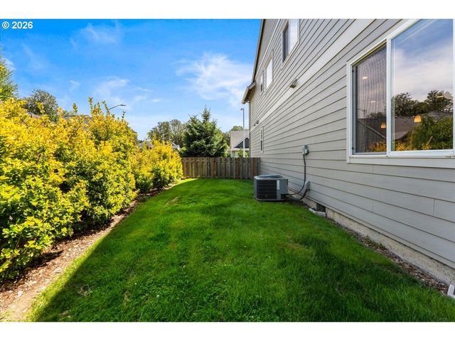 3121 Se RIESLING Rd, Milwaukie, OR 97267
