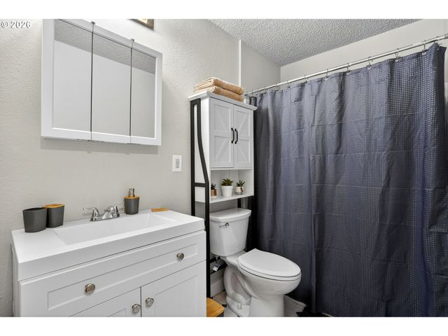 11044 Sw GREENBURG Rd 321, Portland, OR 97223