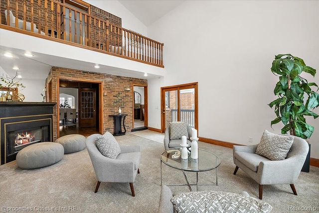 18645 Roselawn Street, Detroit, MI 48221