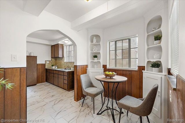 18645 Roselawn Street, Detroit, MI 48221