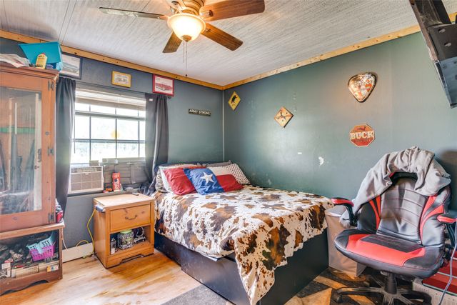 201 E 2nd Street, Quinlan, TX 75474