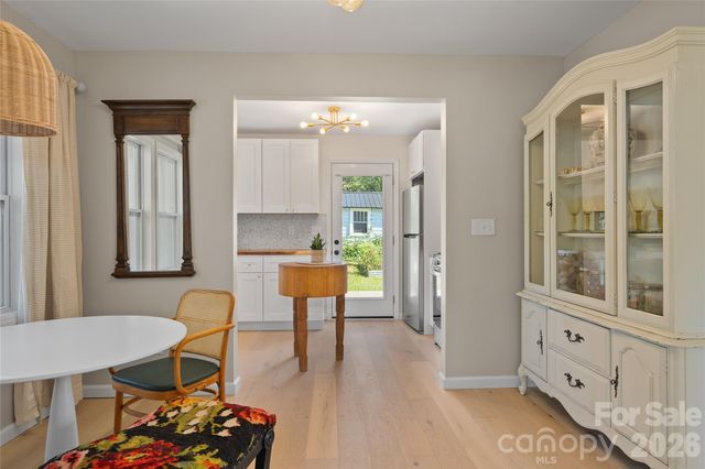 1042 Old US 70 Hwy Highway, Black Mountain, NC 28711