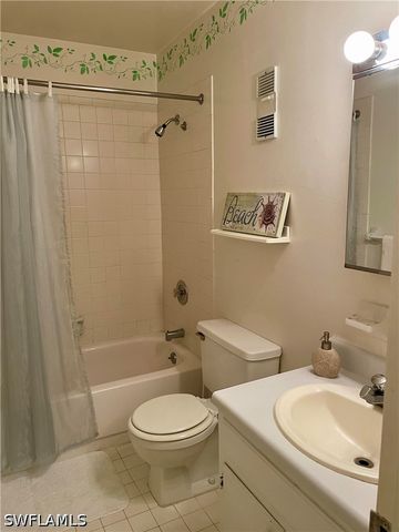 6184 Michelle WAY 213, Fort Myers, FL 33919