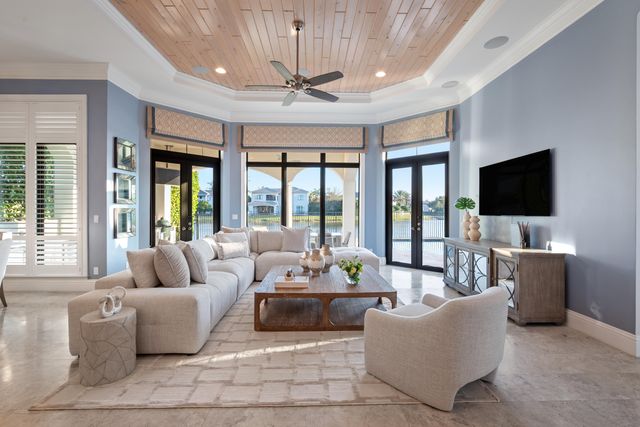 17567 Cadena Drive, Boca Raton, FL 33496