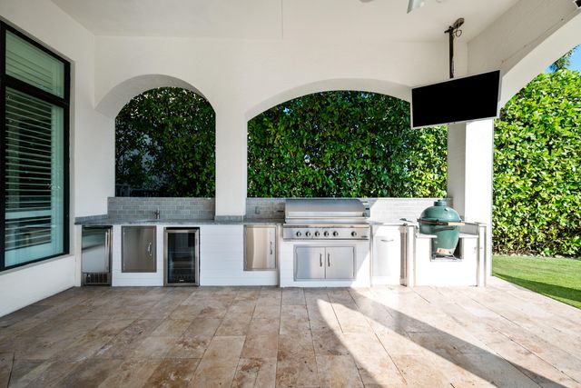 17567 Cadena Drive, Boca Raton, FL 33496